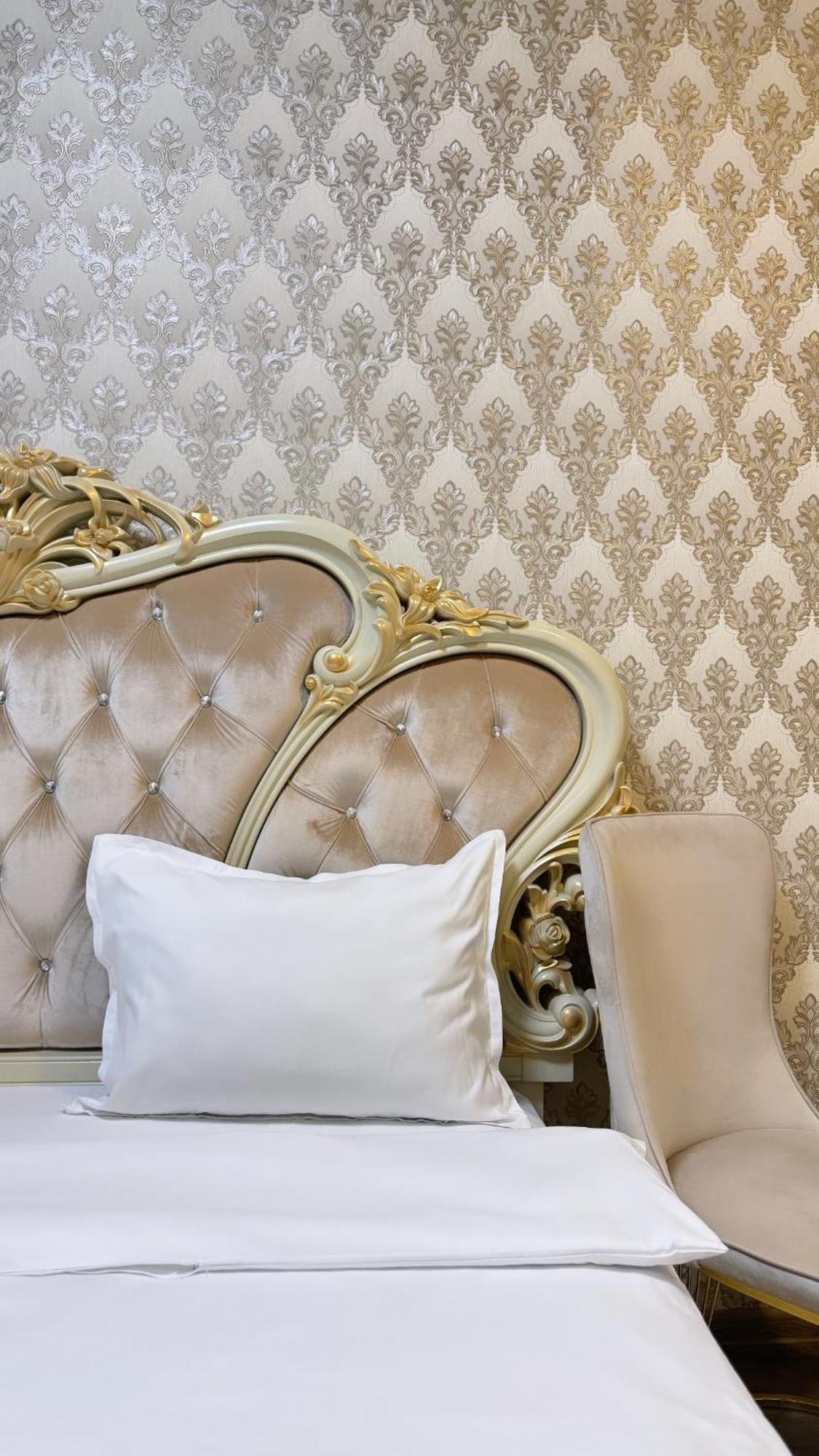 Yerevan Hotel エクステリア 写真