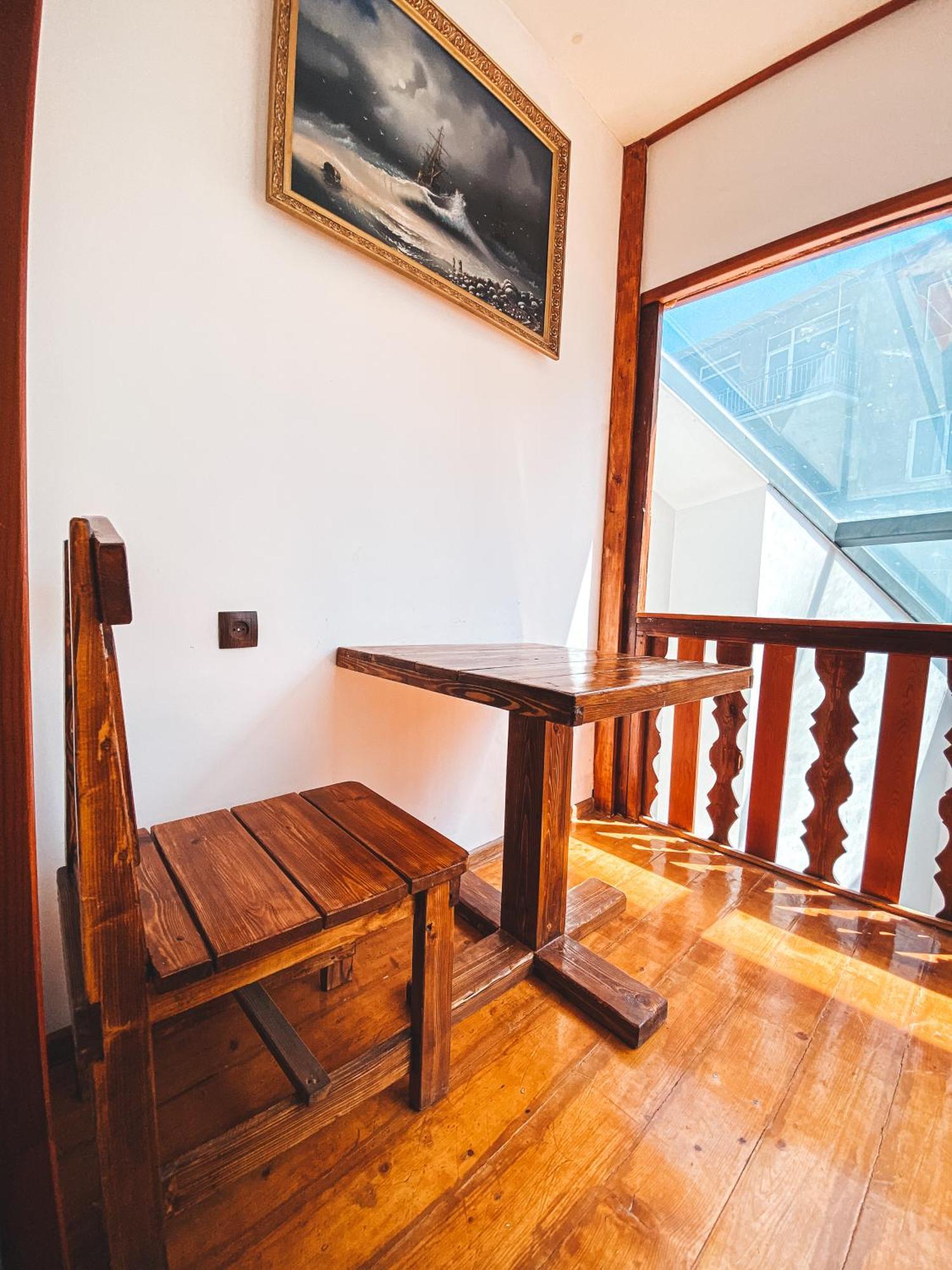 Yerevan Hotel エクステリア 写真